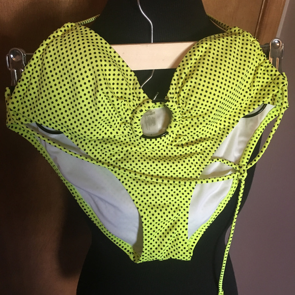 Victoria's Secret String Bikini Suit XS - Picture 1 of 6
